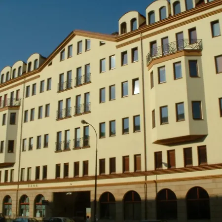 Spacious 2-rooms Penthouse In Center Warsaw
